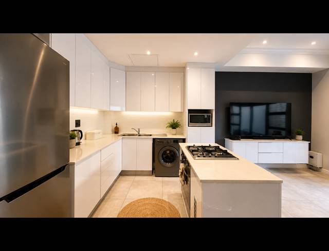 4 BEDROOM TOWNHOUSE FOR SALE IN MORNINGSIDE